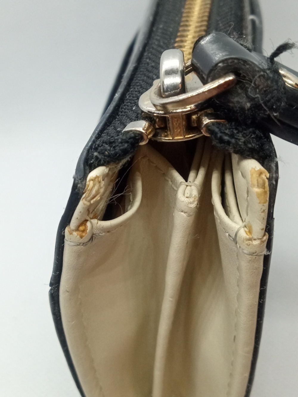 KATE SPADE WRISTLET - Picture 6 of 12